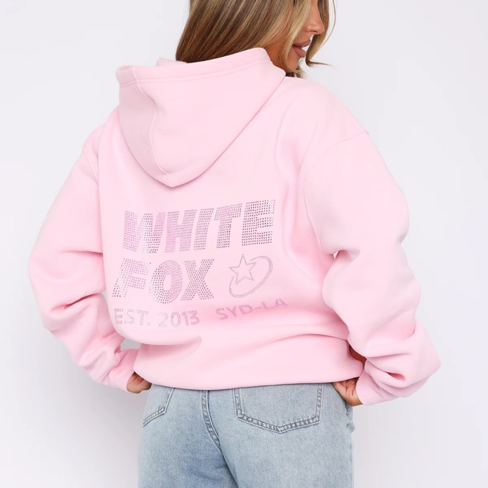 White Fox Boutique Pink Hoodie NWT - Picture 3 of 5